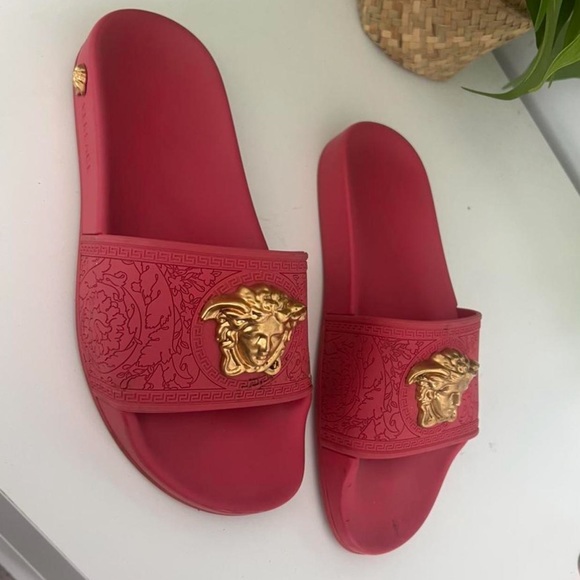 Versace Slides - Picture 3 of 3